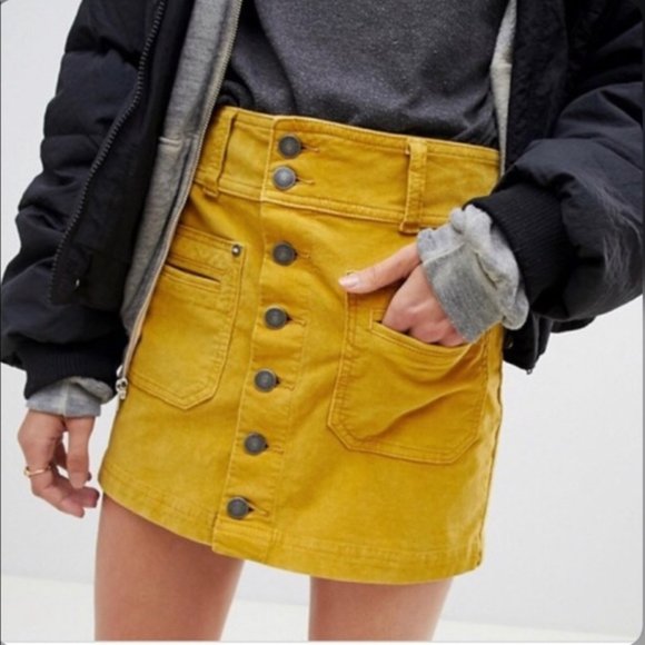 Free People Joanie Corduroy Skirt in Yellow EUC Sz 30 - Picture 5 of 7